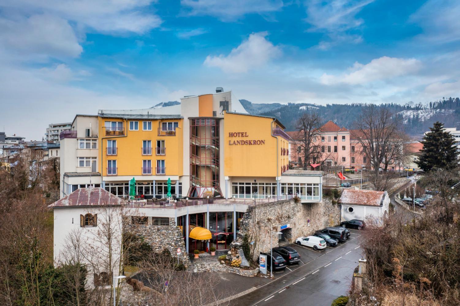 Hotel Landskron 브루크안데어무어 외부 사진