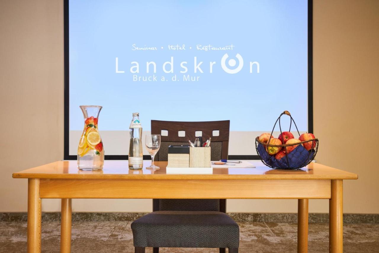 Hotel Landskron 브루크안데어무어 외부 사진