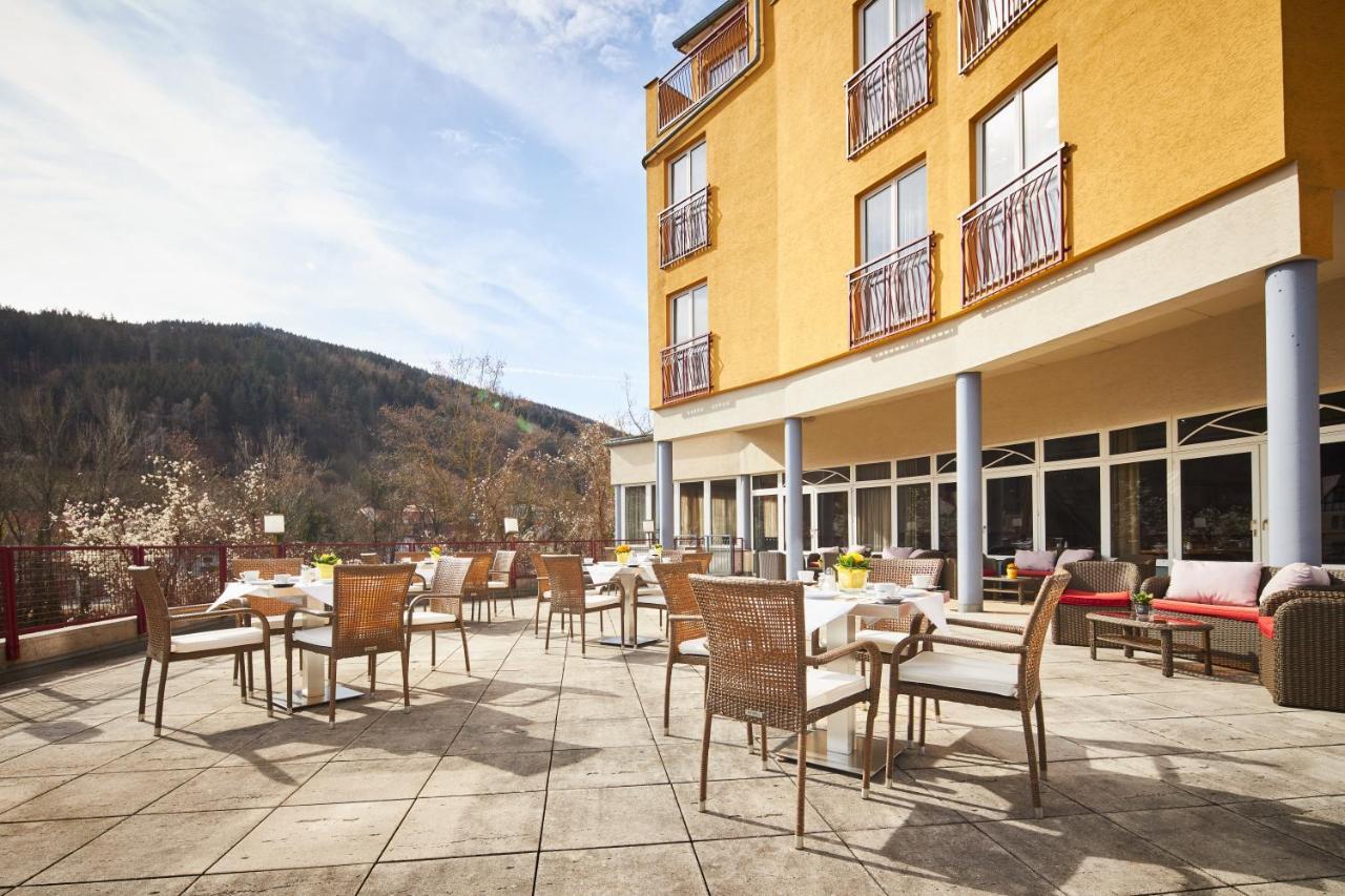 Hotel Landskron 브루크안데어무어 외부 사진