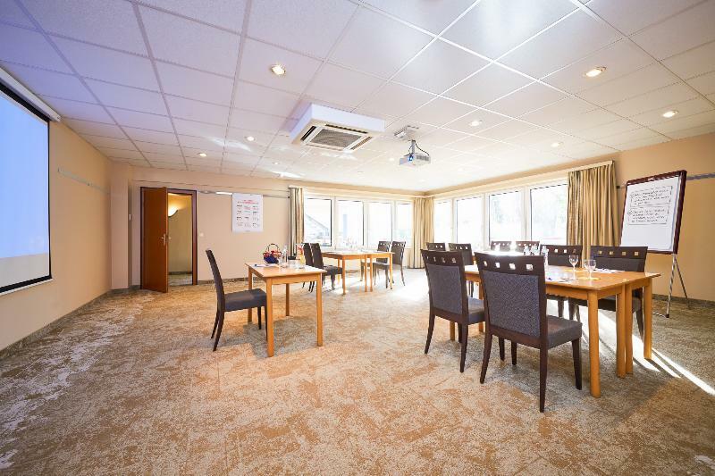 Hotel Landskron 브루크안데어무어 외부 사진